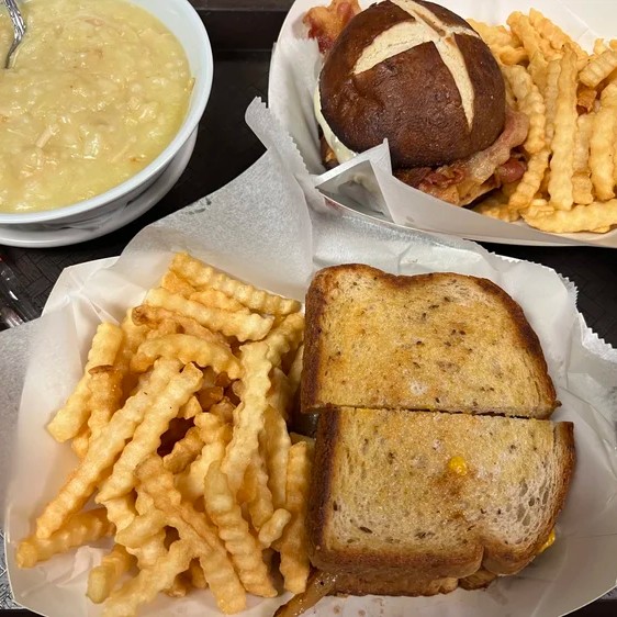 Blue Line Bar & Grill