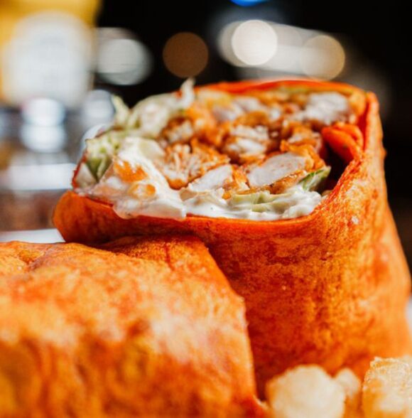 Pyramid Pizzeria + Sports Bar